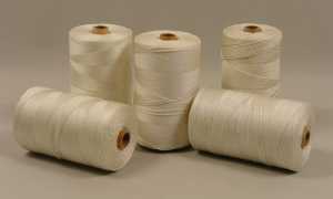 Что за ткань полиамид, в чем разница между ею и полиэстером, какой материал лучше?