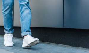 Модные мужские джинсы: потёртости, заплатки и неустаревающая классика