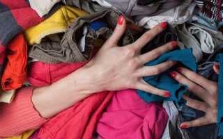 Как в домашних условиях вывести с ткани пятна плесени и отстирать одежду в стиральной машине или вручную?