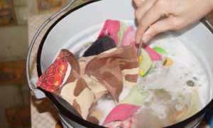 Как отстирать застиранные махровые или кухонные полотенца от жирных пятен и запаха в домашних условиях?