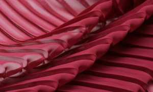 Плиссе: как получают плиссированную ткань и изготавливают из нее воротник, юбку и другие виды и детали одежды?