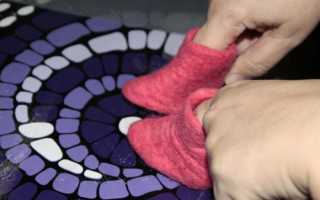 Как свалять своими руками валенки из шерсти или синтепона или сшить их по выкройке из войлока?