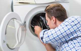 Почему после стирки в стиральной машинке на вещах появляются темные, желтые или жирные пятна, как их вывести?