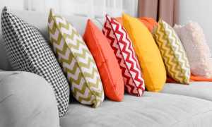 Чем набить сшитую своими руками подушку – детскую, ортопедическую, диванную: синтепон и холлофайбер и другие наполнители