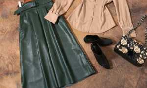 Как правильно ухаживать за кожаной юбкой в домашних условиях, можно ли ее стирать и гладить утюгом?