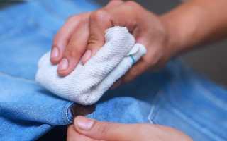 Как отстирать свежую или застарелую кровь с одежды и постельного белья в домашних условиях?