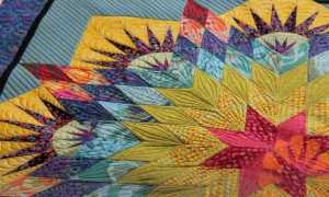 Чем квилтинг отличается от пэчворка, что представляет собой эта техника рукоделия, как работать в ней на швейной машине?