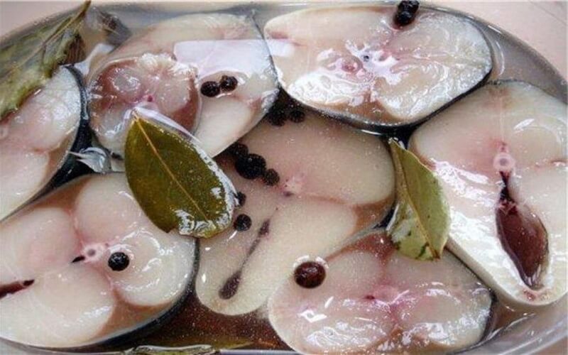 как засолить скумбрию в домашних условиях