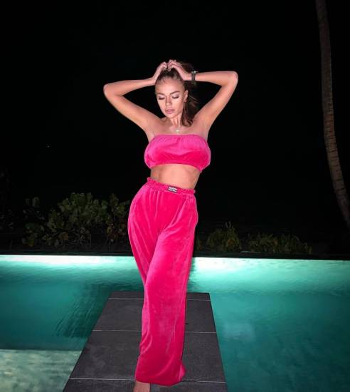 Яна Кошкина