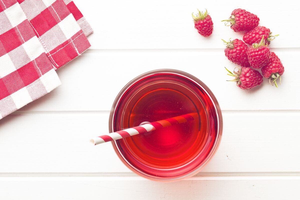 малиновый компот